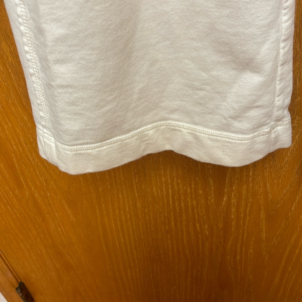 Cute Maurices white sweatpants size 2 women’s these do show wear. - Picture 10 of 11
